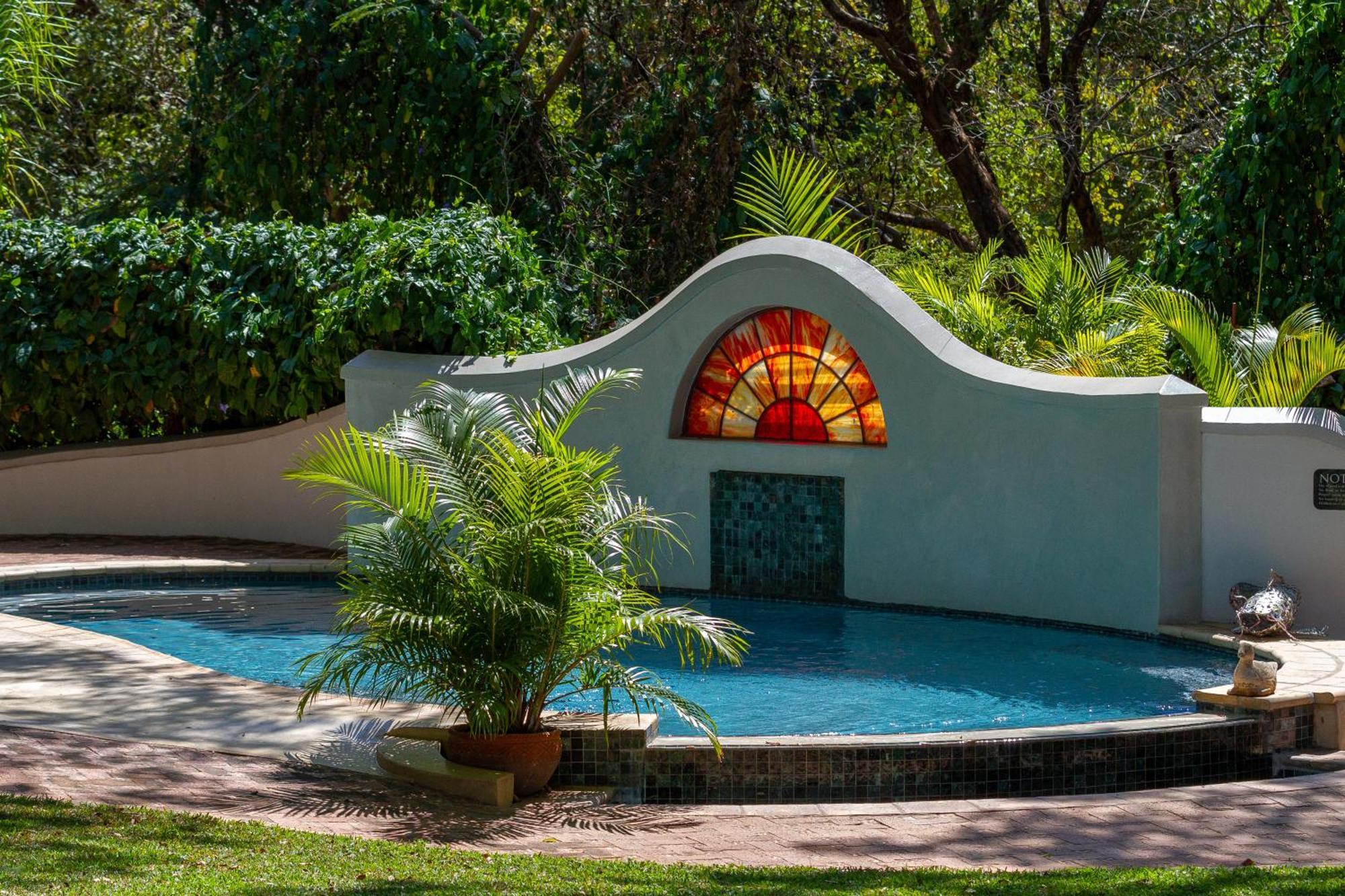 The Courtney Lodge Victoria Falls Exterior photo