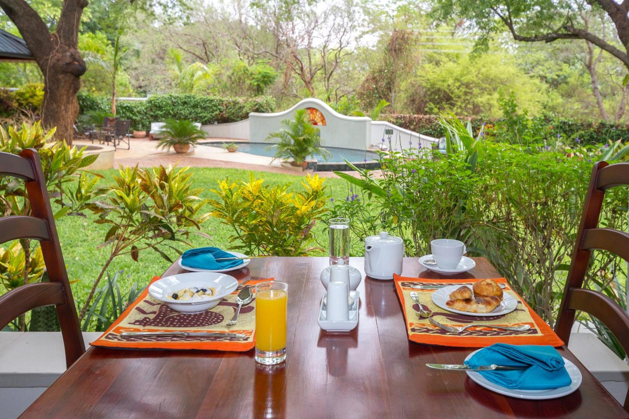The Courtney Lodge Victoria Falls Exterior photo